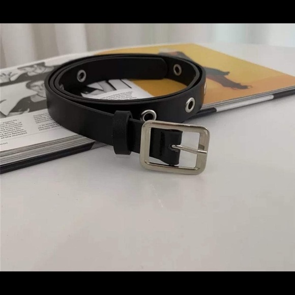 New! Mini Black Leather Belt Bag - Picture 2 of 6